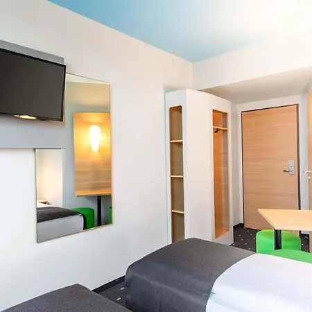 Hotel B&B Hotel Rosenheim 3*