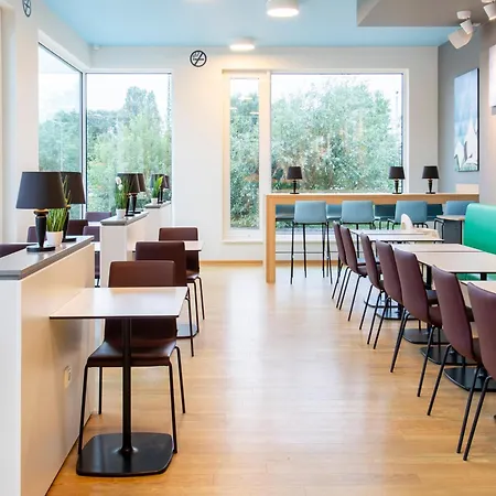 Hotel B&B Hotel Rosenheim 3*